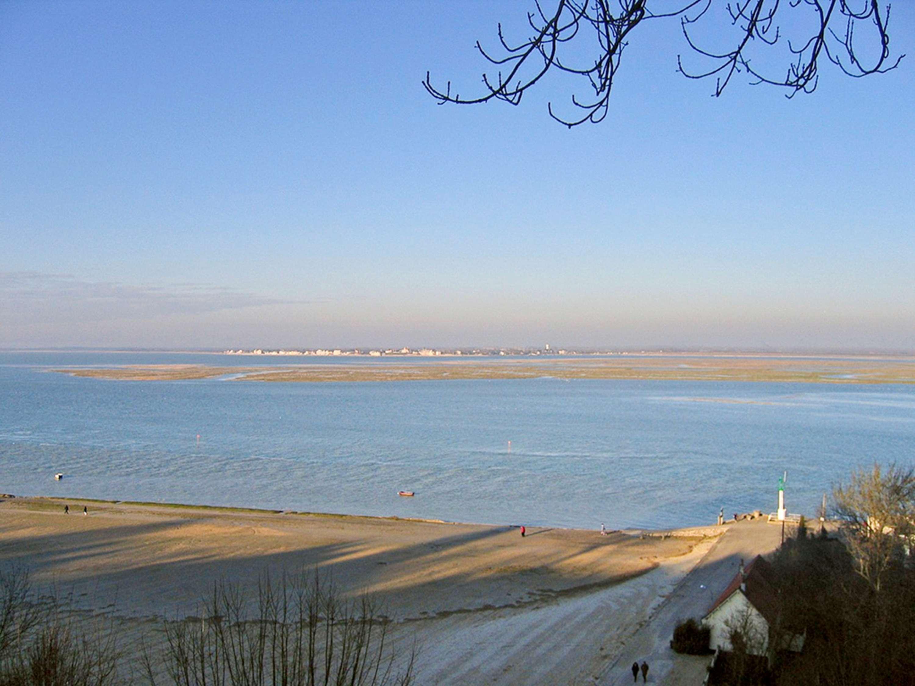 Mercure Abbeville Centre - Porte De La Baie De Somme المظهر الخارجي الصورة